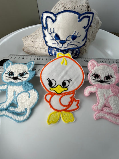 Cats and duck Vintage Appliqués Collection blue pink dark blue orange and yellow duckling set patches #52