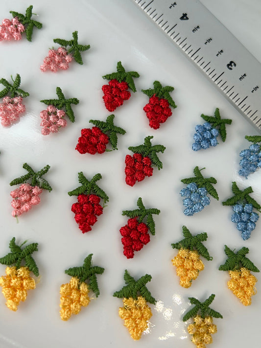 24 pieces FLORAL sew-on appliqués yellow  blue pink vintage applique lot #34