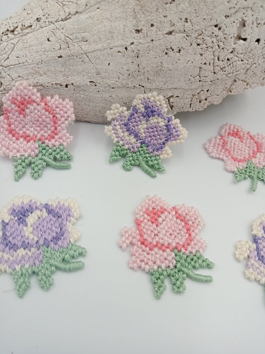 8 pieces FLORAL VINTAGE appliqués white purple green pink flower Patches #106