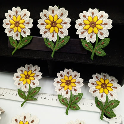 FLORAL VINTAGE appliques yellow brown off white flower Patches #173