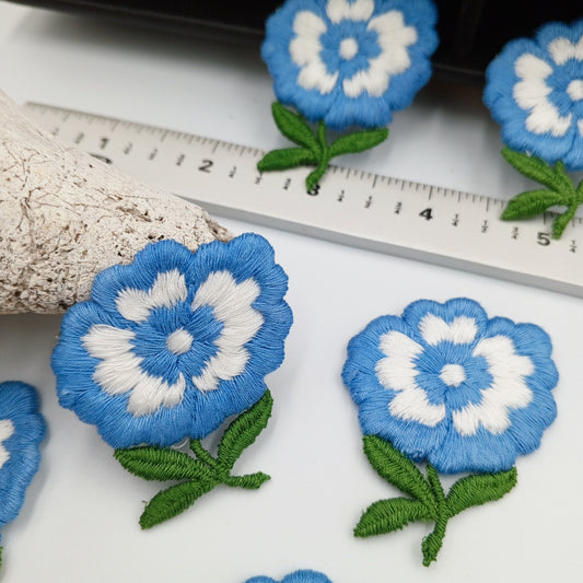 FLORAL VINTAGE appliques white blue flower Patches #169