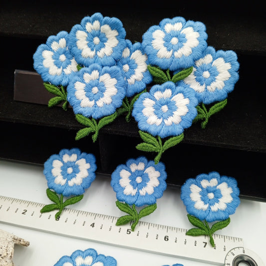 FLORAL VINTAGE appliques white blue flower Patches #169