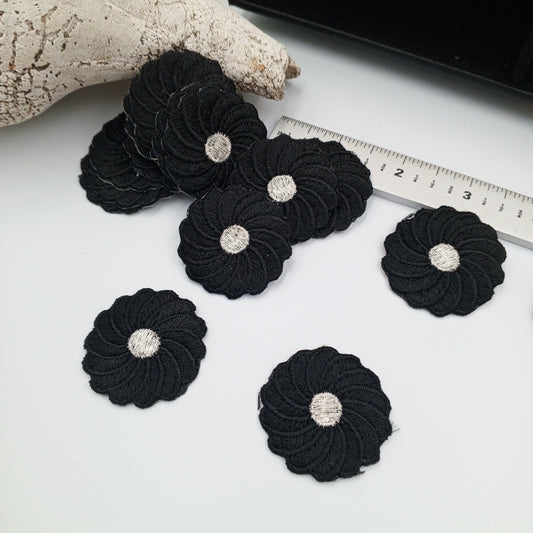 FLORAL VINTAGE appliques silver metallic Black flower iron-on Patches #204