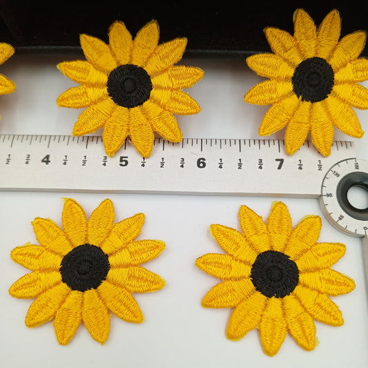 FLORAL VINTAGE appliques black yellow flower iron-on Patches #191