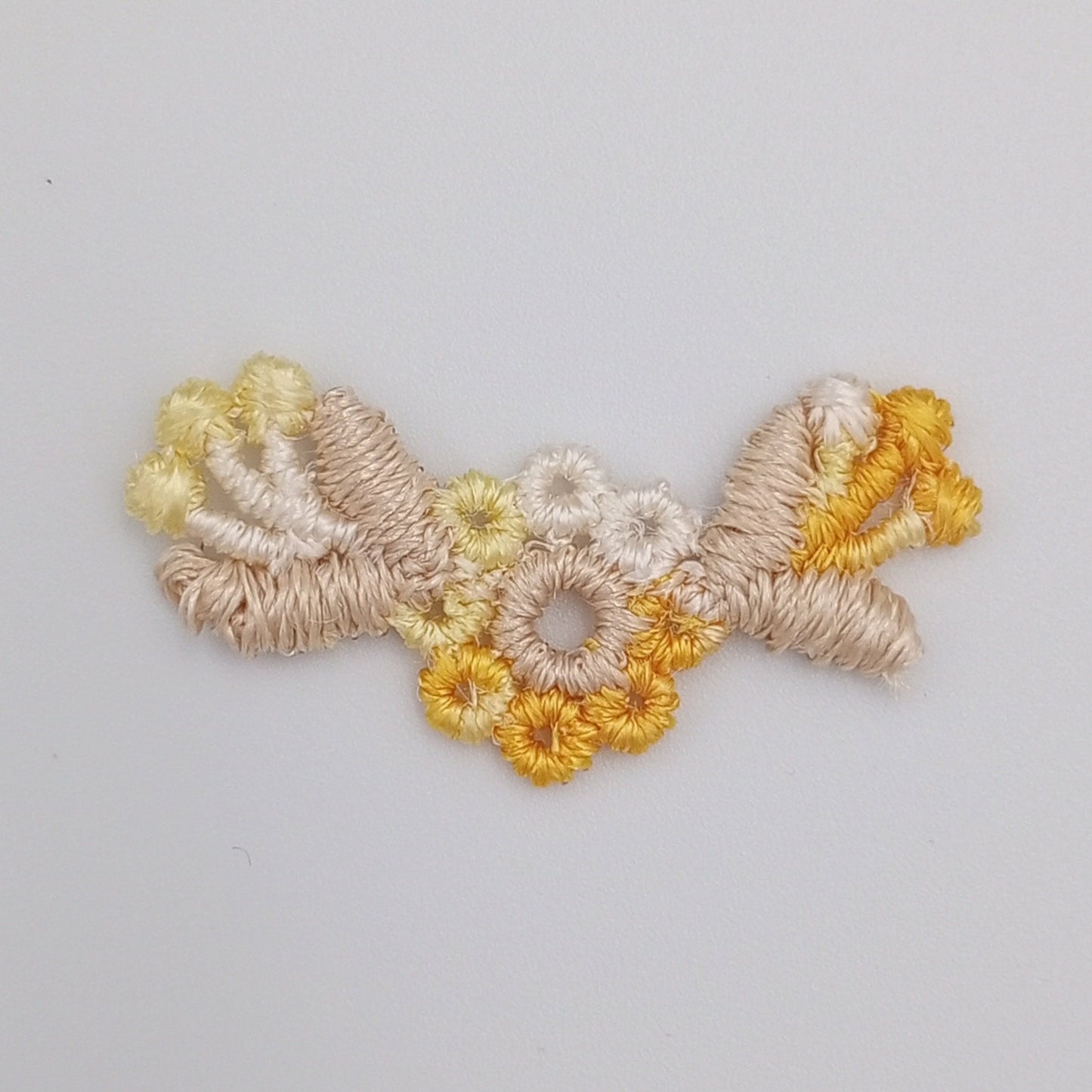 VINTAGE appliques yellow natural flower embroidery Patches #328