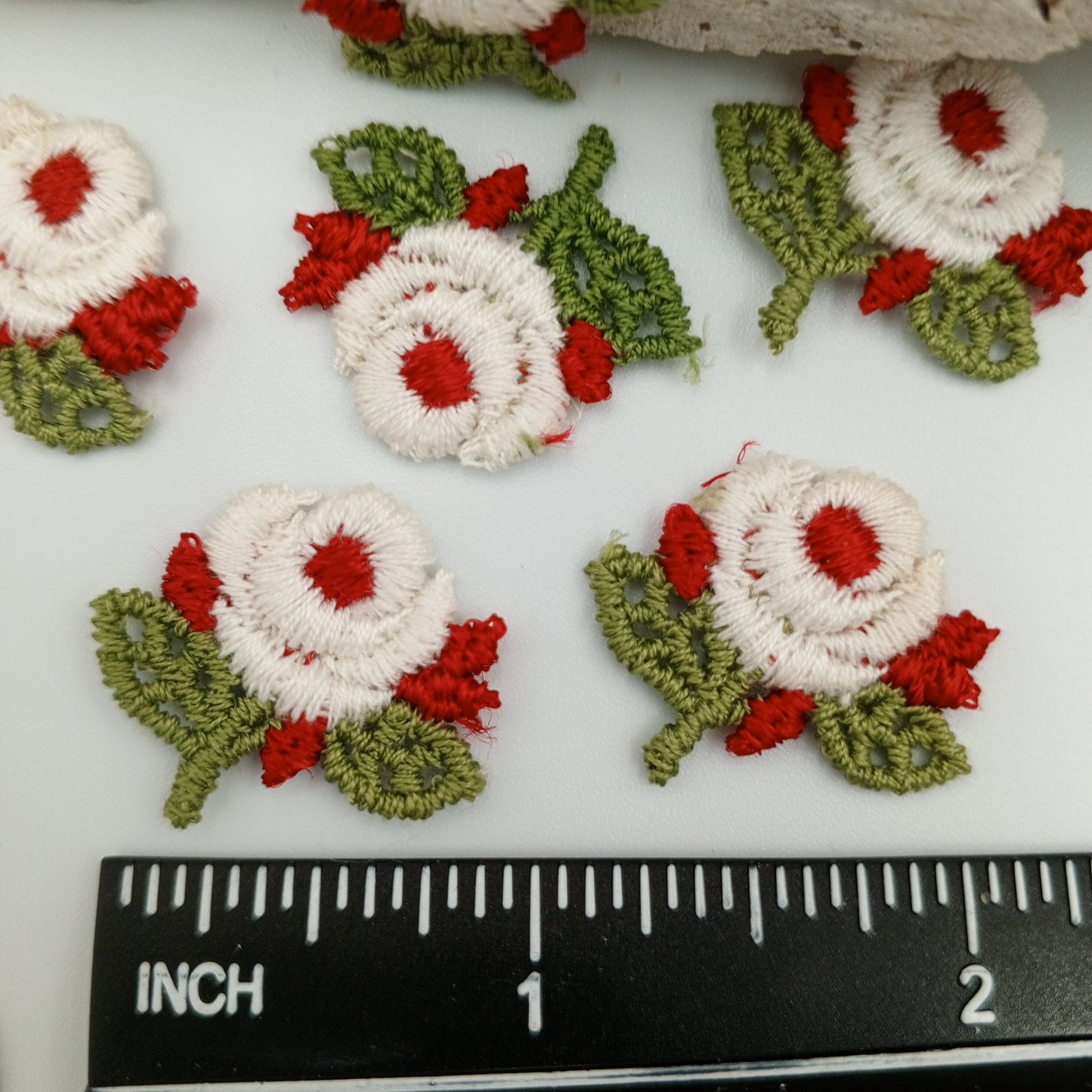 FLORAL VINTAGE applique Red Green Beige Flower Patches #228