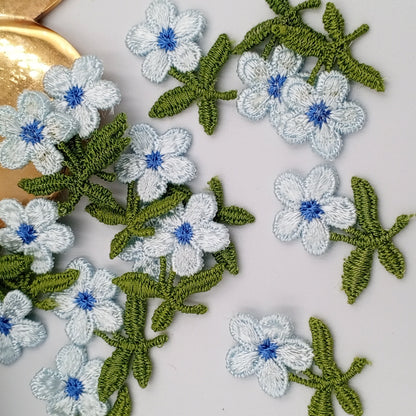 FLORAL VINTAGE appliques light blue flower Patches #235