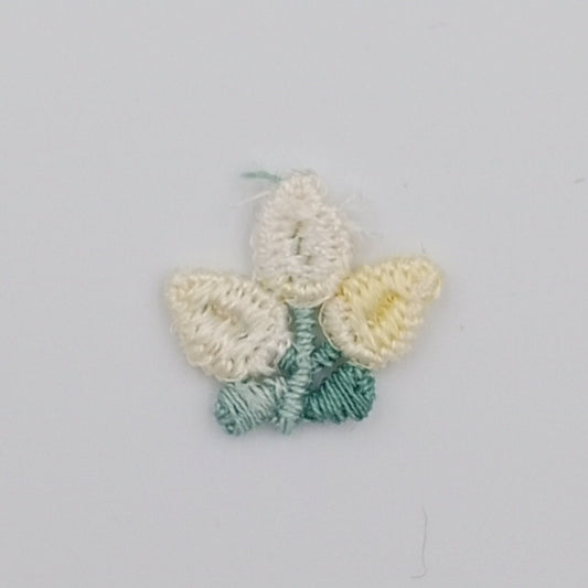 VINTAGE appliques cute white yellow flower embroidery Patches #292
