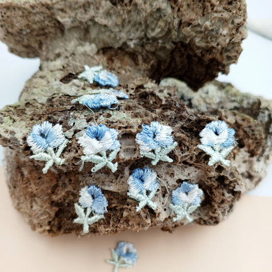 VINTAGE appliques cute pastel blue flower Patches #289