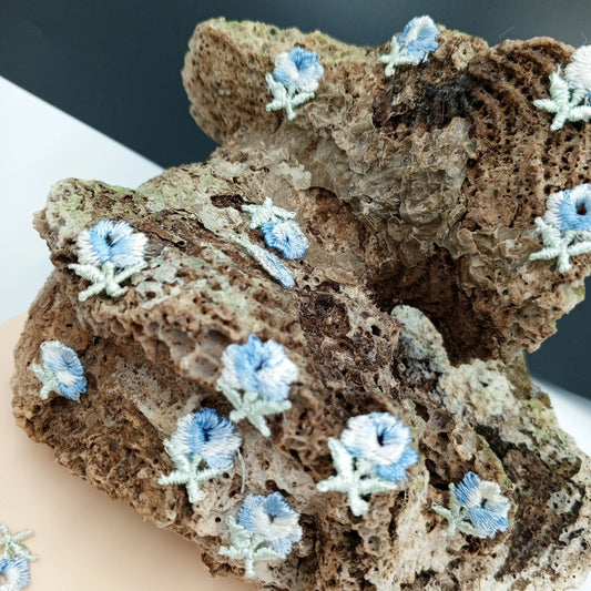 VINTAGE appliques cute pastel blue flower Patches #289