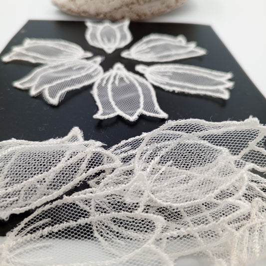 FLORAL VINTAGE appliques white flower net Patches #287