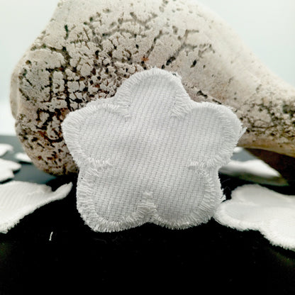 FLORAL VINTAGE appliques white flower twill Patches #286