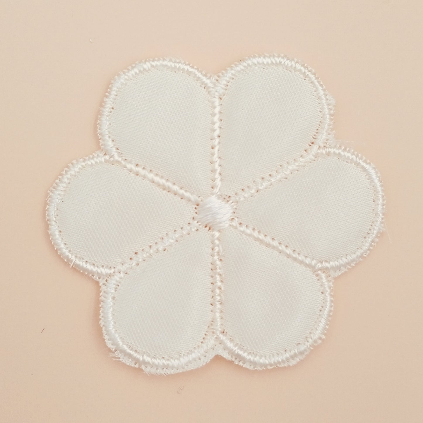 FLORAL VINTAGE appliques cream flower padded Patches #285