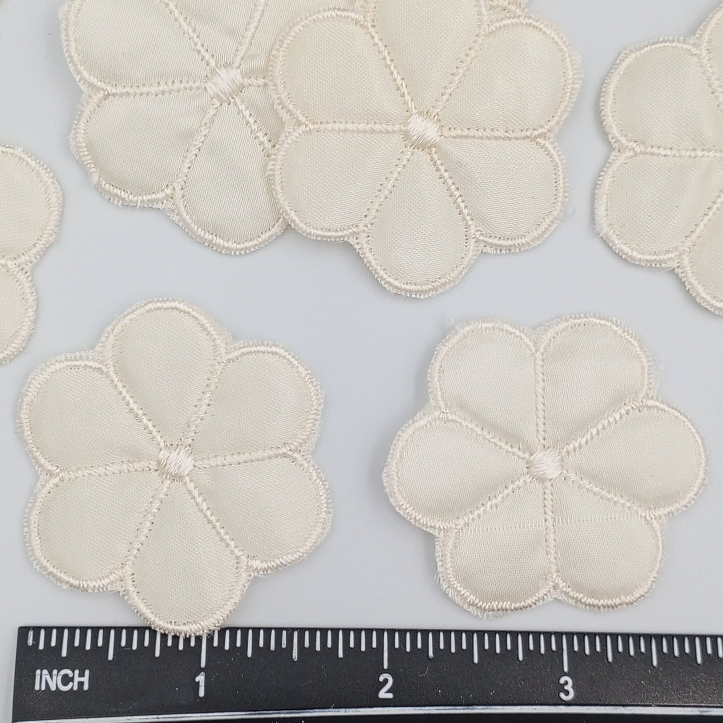 FLORAL VINTAGE appliques cream flower padded Patches #285