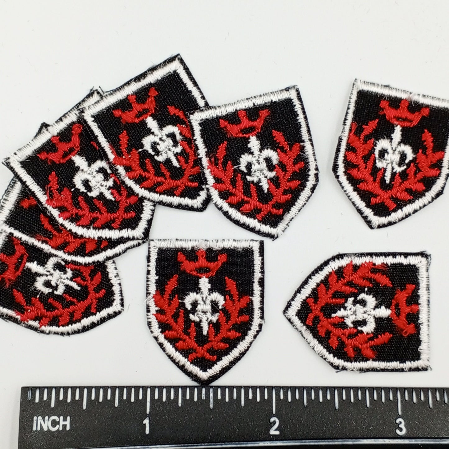 VINTAGE Badge Patches red white black shield Embroidered Appliques #709