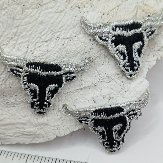 Bull head appliques Silver Metallic black bull Iron on Patches #434