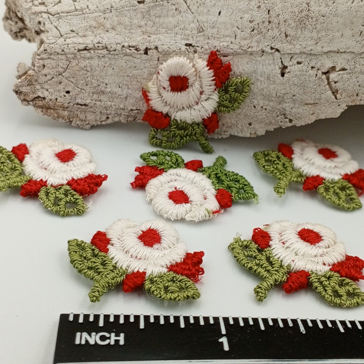FLORAL VINTAGE applique Red Green Beige Flower Patches #228