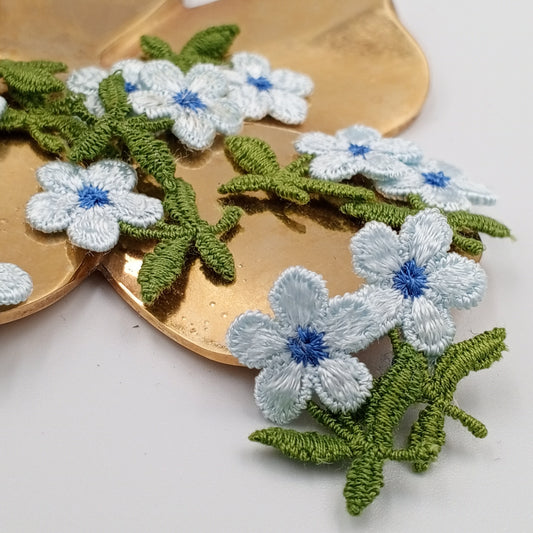 FLORAL VINTAGE appliques light blue flower Patches #235
