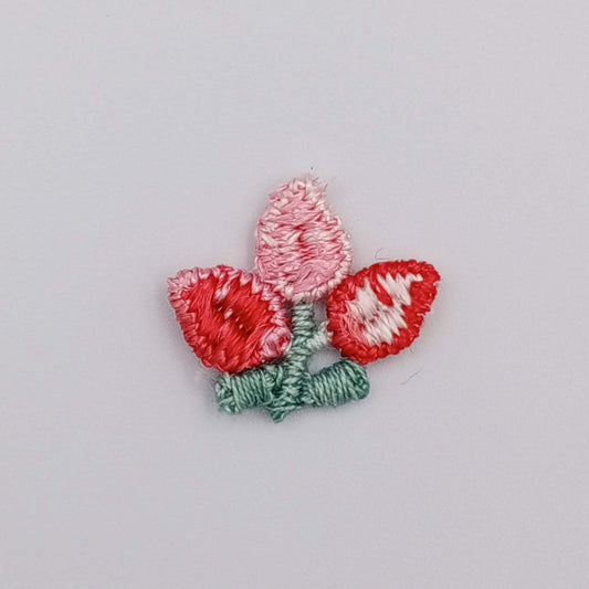 VINTAGE appliques cute red white pink flower embroidery Patches #291