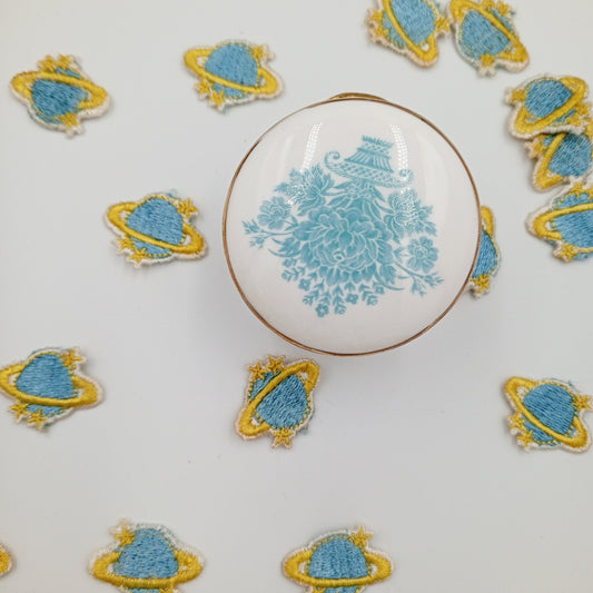 VINTAGE Planet Saturn appliques embroidery Blue yellow Patches #937