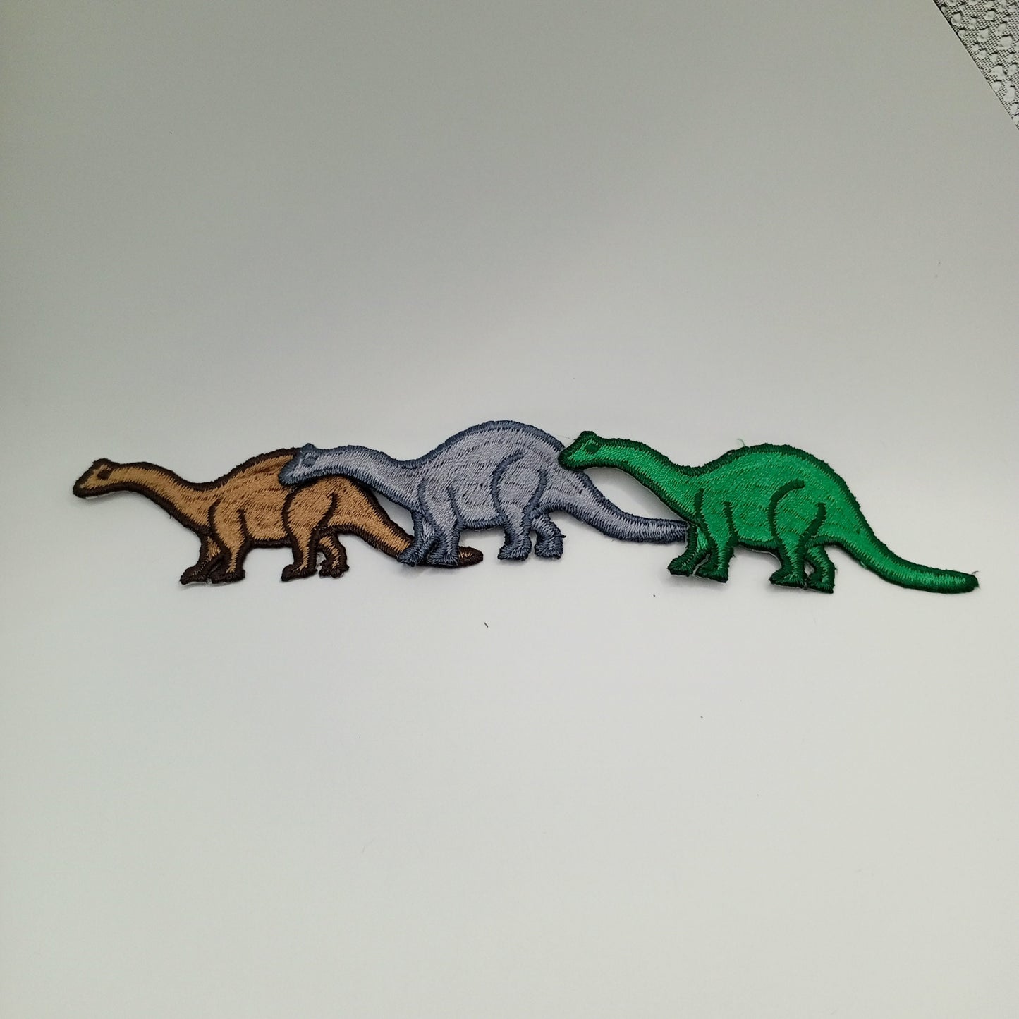 3pcs Brachiosaurus Dinosaur Iron-on Patches Cute Dino Kids Appliques Embroidered Dinosaur Patch Jurassic Green Brown Grey Dinosaurs #524