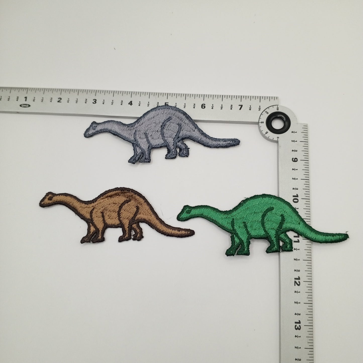 3pcs Brachiosaurus Dinosaur Iron-on Patches Cute Dino Kids Appliques Embroidered Dinosaur Patch Jurassic Green Brown Grey Dinosaurs #524