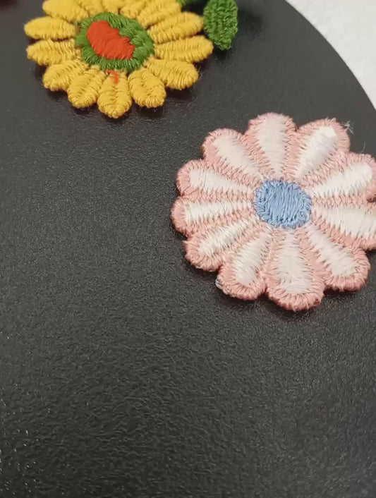 9 pieces FLORAL VINTAGE appliqués white light blue orange yellow green red pink flower Patches #105