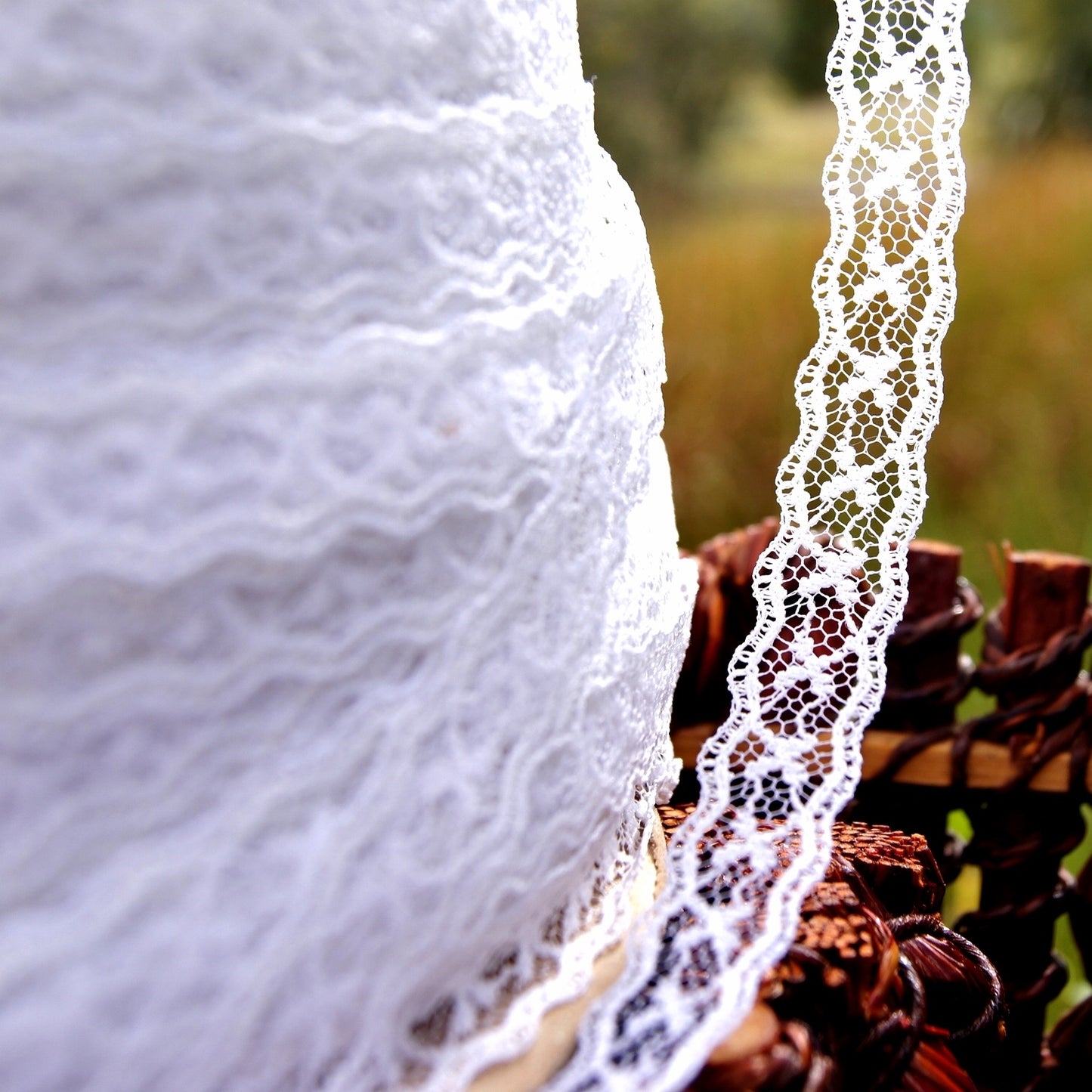 ⅝" wide Pure White Tiny Galloon Lace Trim 