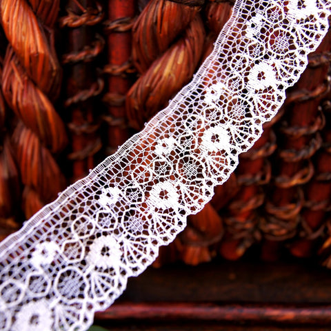 Intricate Accent White Flat Lace Trim 1