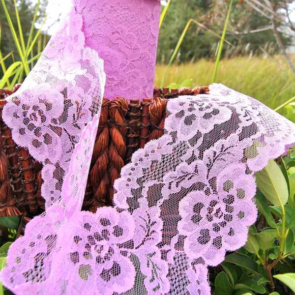 Lovely Purple Pink Floral Galloon Lace Trim 5¼ wide