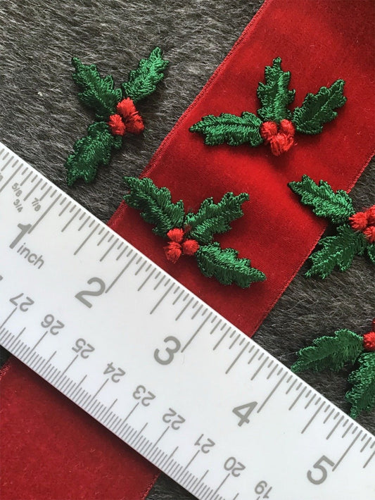 Vintage Mistletoe Holiday Season Decorative Embroidery Applique Patches #5095